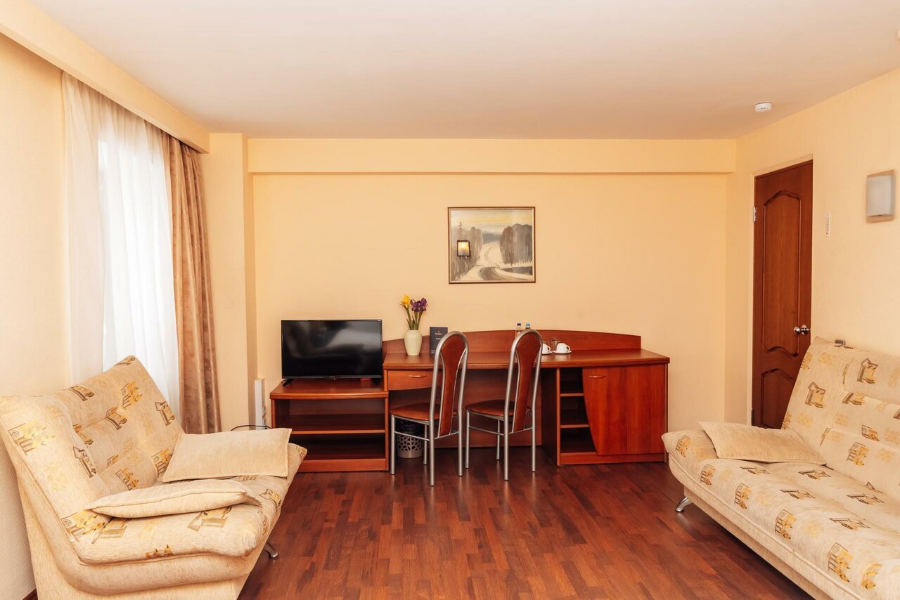 Гостиница Октябрьская Самара-95