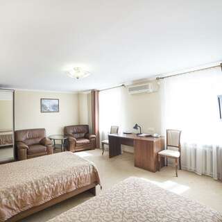 Гостиница Октябрьская Самара Джуниор Сьют Twin-7