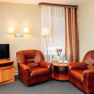 Гостиница Октябрьская Самара Джуниор Сьют Twin-8
